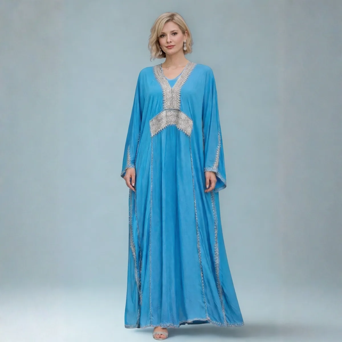 Blue lady of the sultan's court (Moroccan-style djellaba)