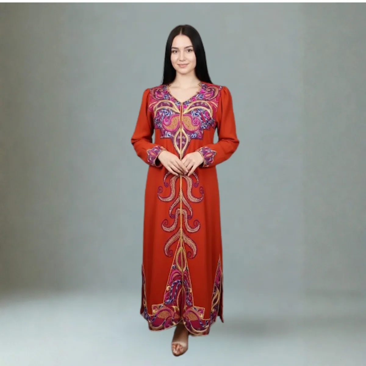 Lady of the sultan's court (traditional djellaba of Arab countries)