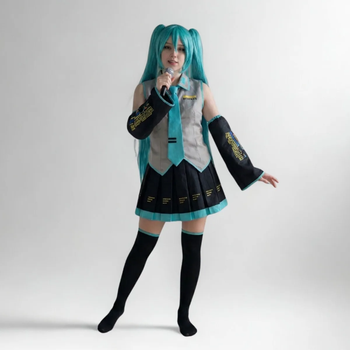 Virtual singer cosplay costume (Hatsune Miku look)