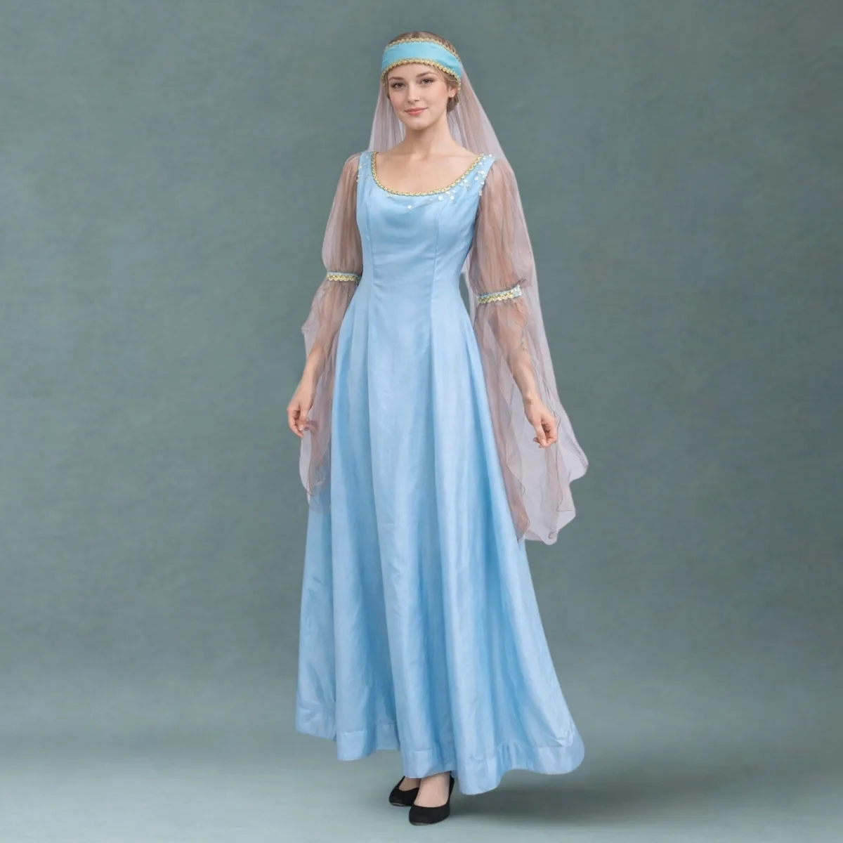 Heavenly court lady (medieval-style costume)