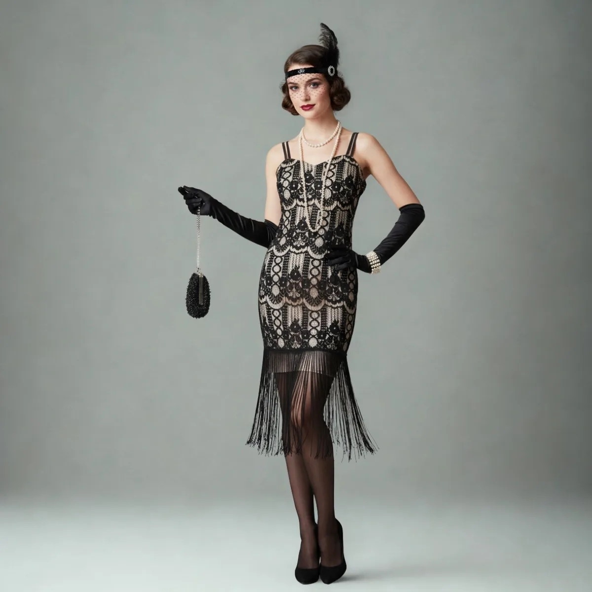 Retro dress — Lace aristocrat